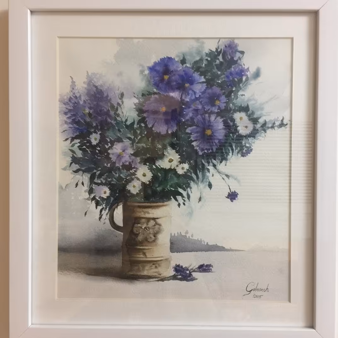 تابلوی نقاشی آبرنگ طرح گل بنفش همراه با پاسپارتو و قاب pvc