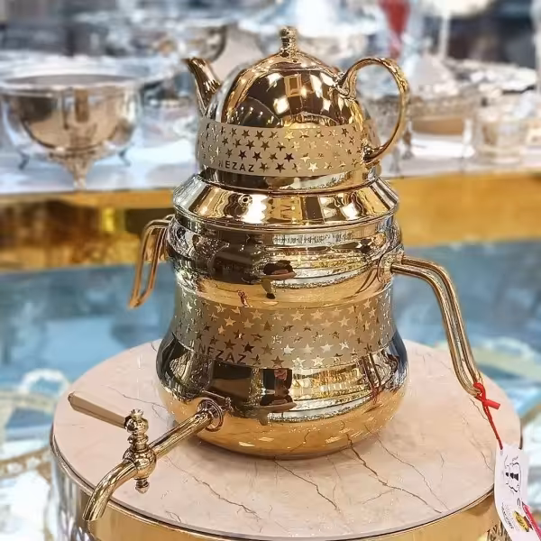 کتری و قوری شیردار