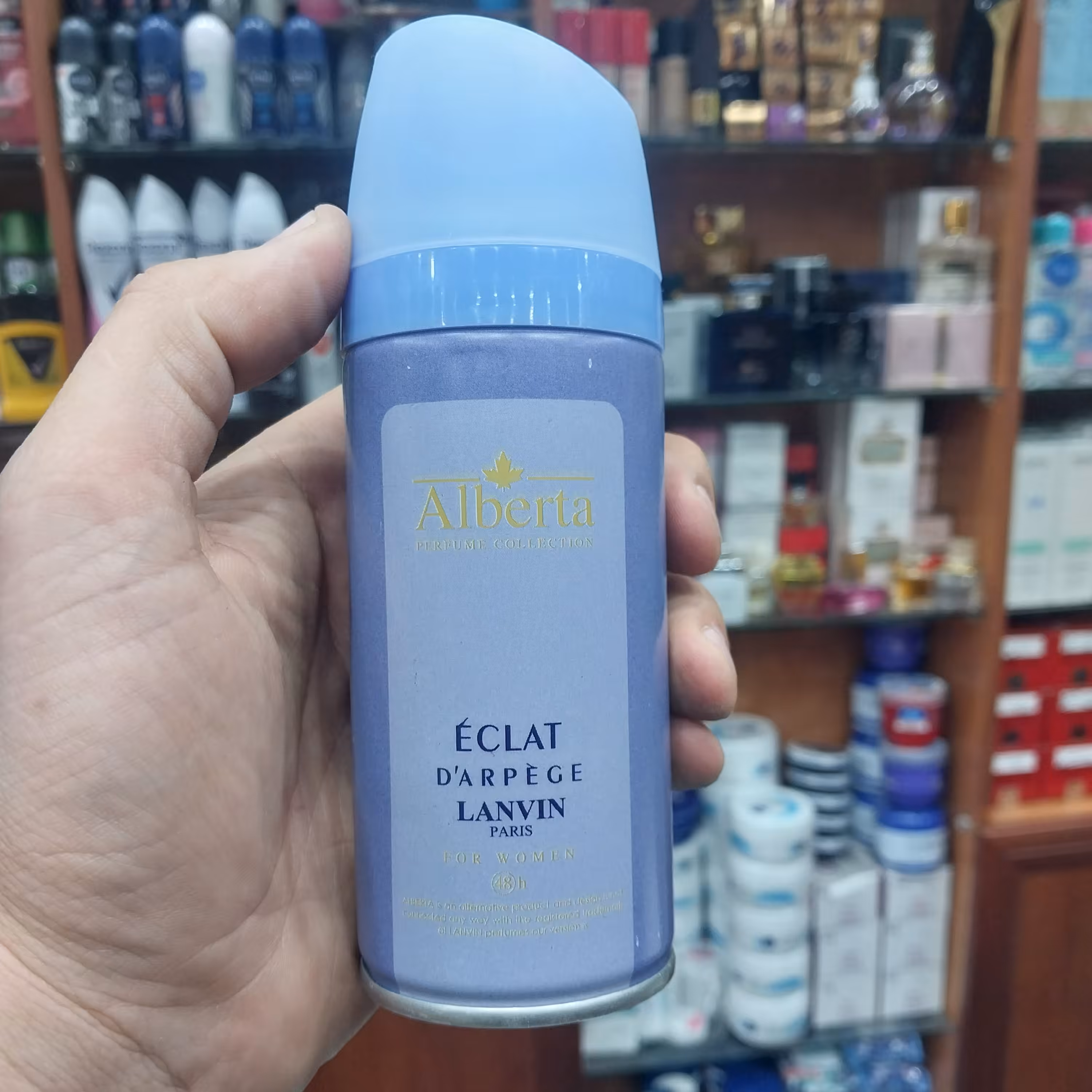 اسپری 150 میل آلبرتا با ماندگاری 48ساعته با رایحه اکلت مخصوص بانوان خنک کمی تلخ