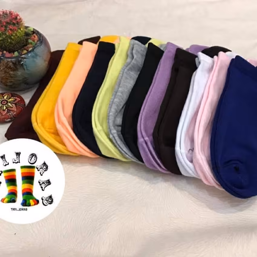 جوراب رنگی