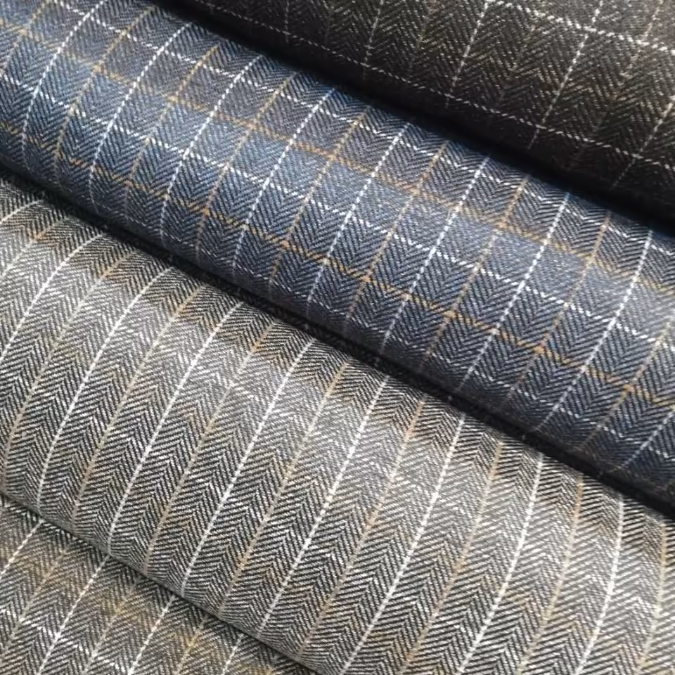 پارچه توییت پشمی چهار خانه در رنگ بندی متنوع و زیبا بدون پرز  شدگی و بدون آبرفت و اوتو رفت