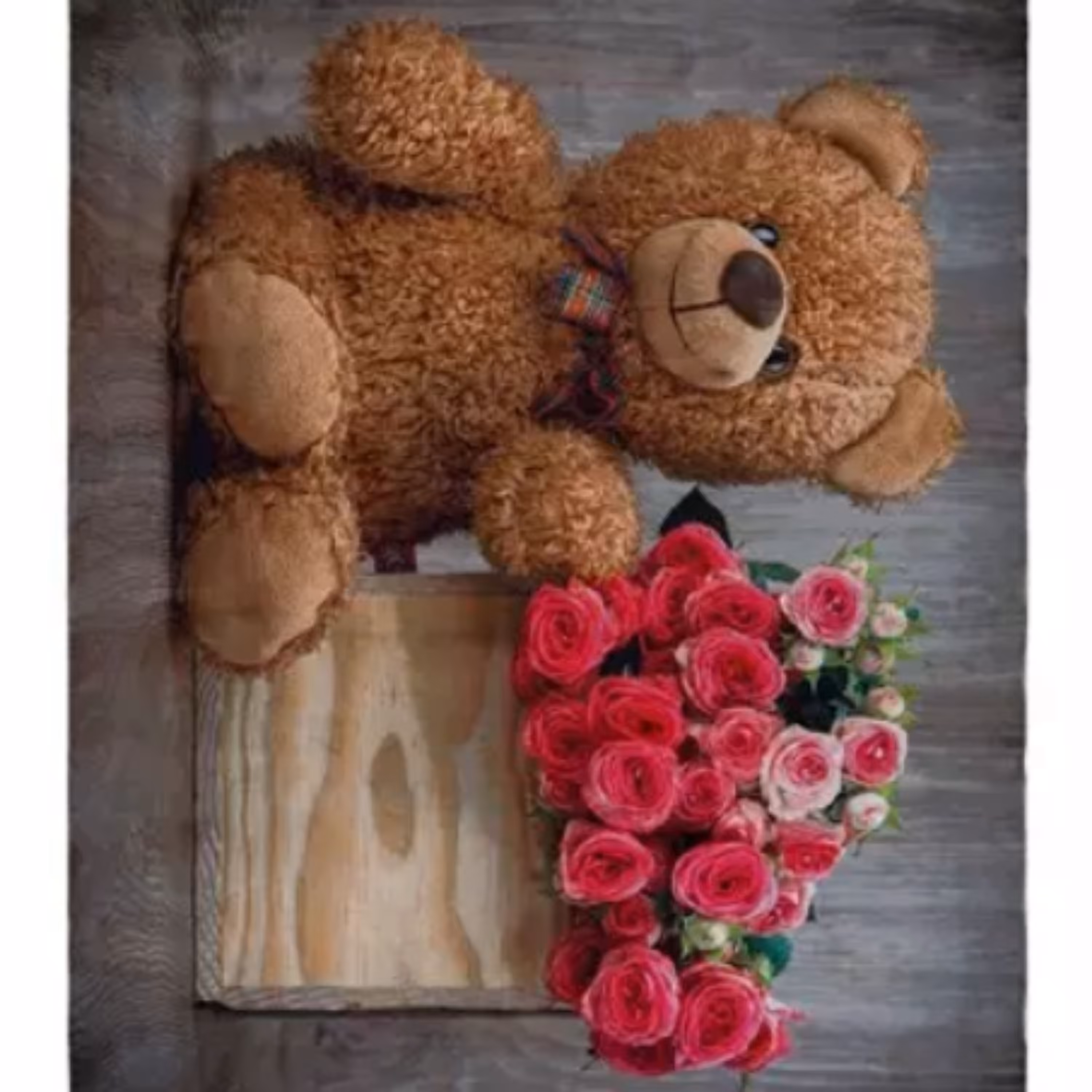 فرش ماشینی (یک و نیم متری1در1.5)متری طرح خرس مهربون کد100238