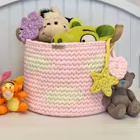 سبد اسباب بازی و لباس و حوله و..