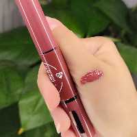 رژلب و برق لب کاریته بوی شکلاتی مات و مخملی شماره 4