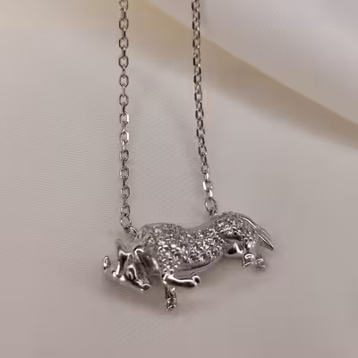 گردن آویز نقره نماد ماه اردیبهشت  