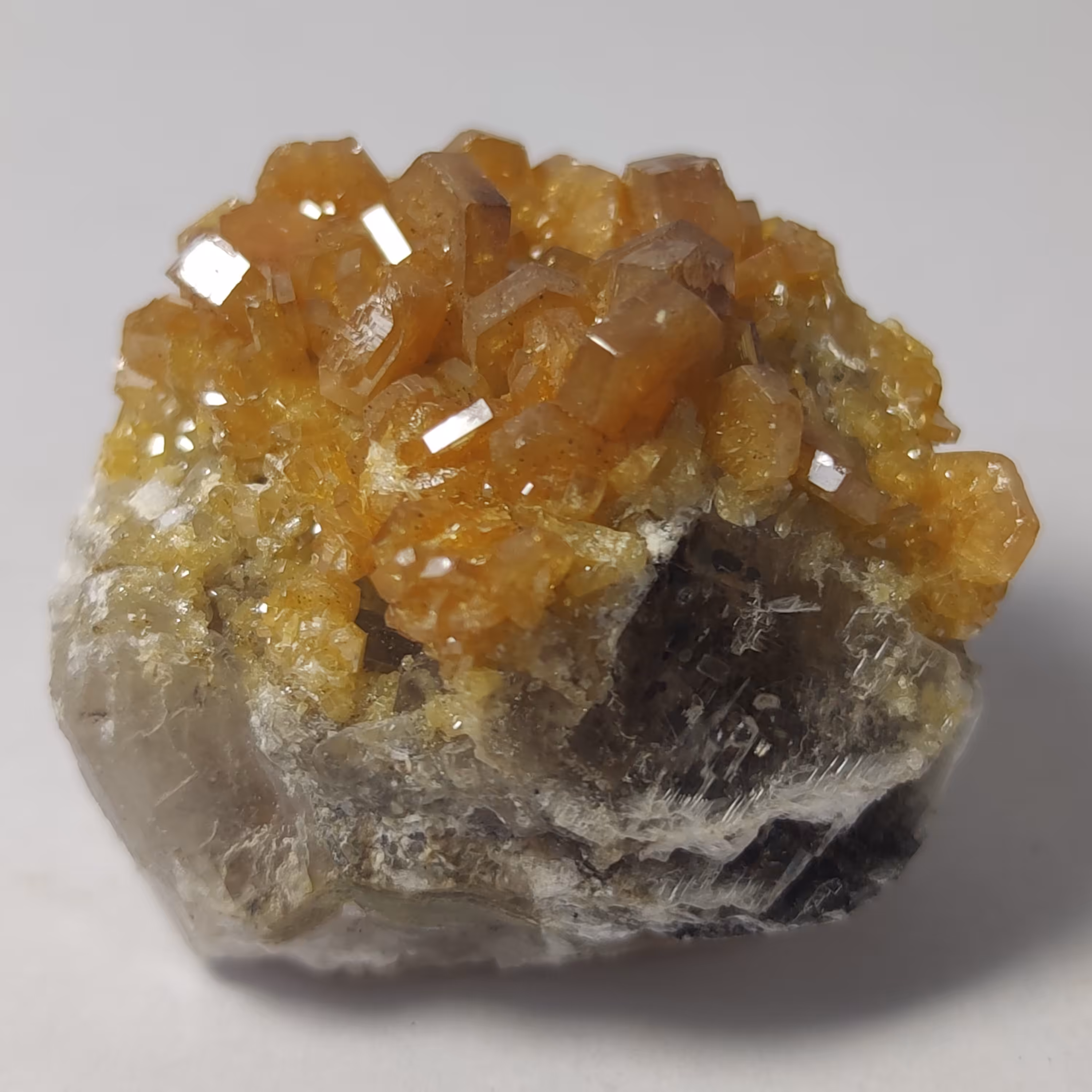 راف سنگ میمتیت معدنی (معدن گود چوپانان)                    