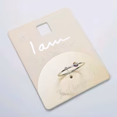 انگشتر زنانه نقره 925 با نگین هفت رنگ سواروسکی