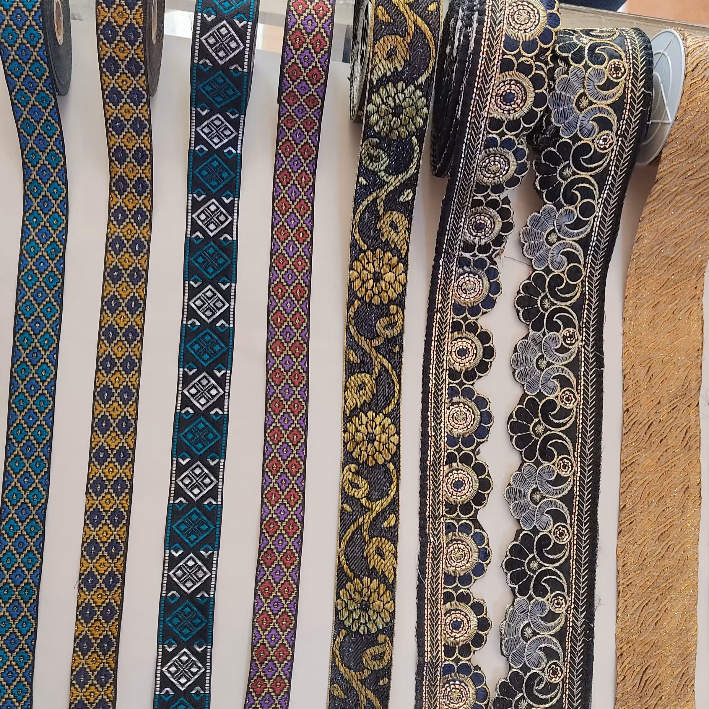 نوار خرجکار،نوار یراق سوزندوزی،روبان