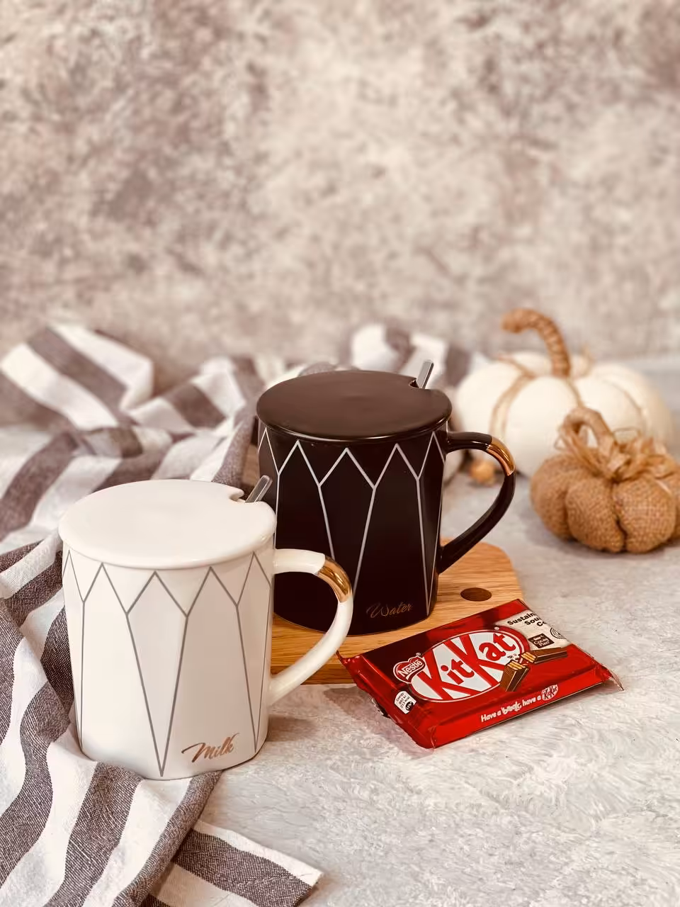 ماگ چند ضلعی سیاه سفید