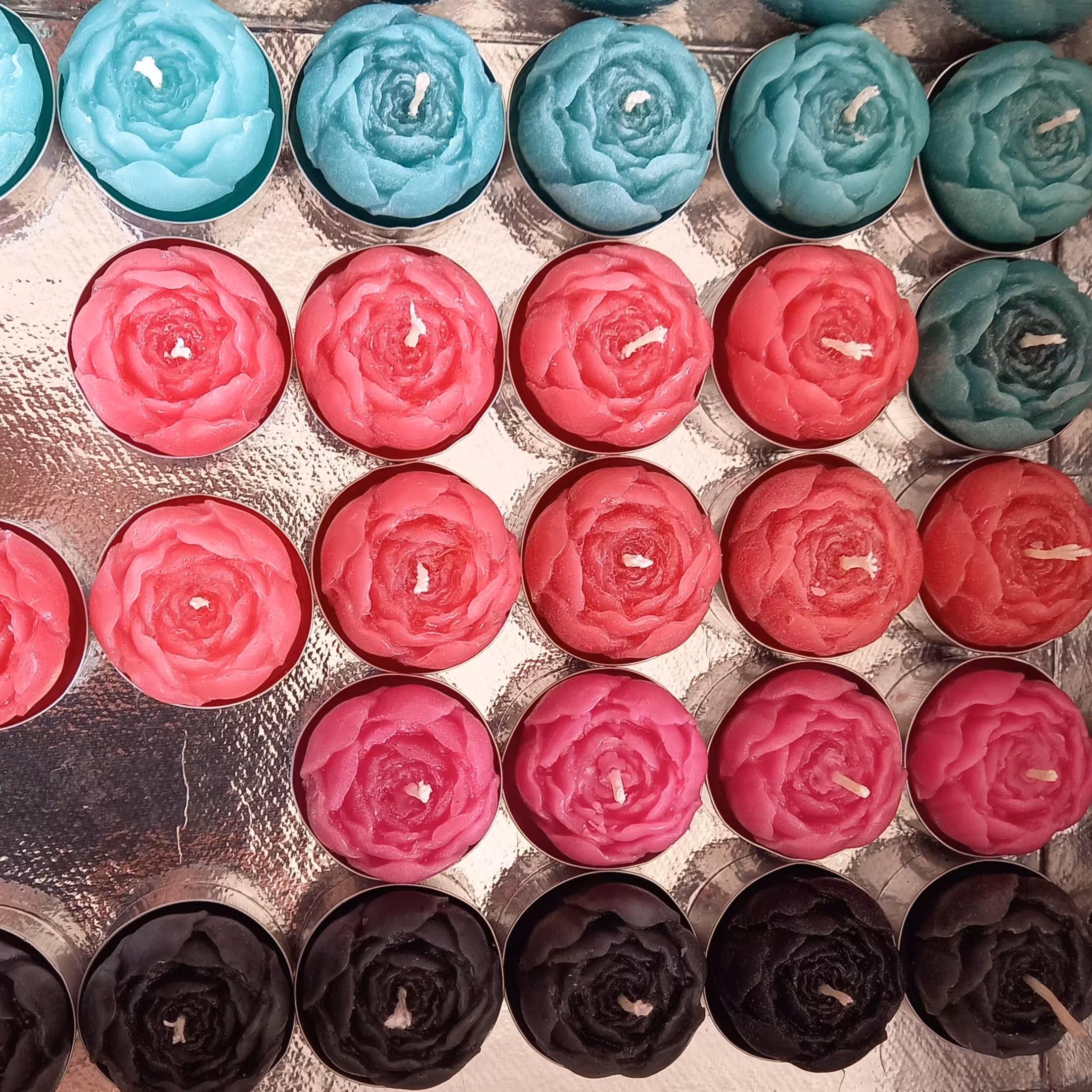 شمع غنچه گل پیونی