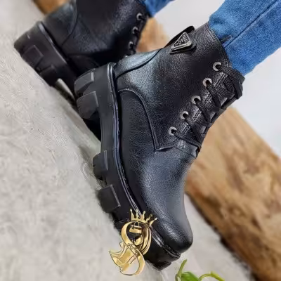 نیم بوت طبی لژ دار درجه یک