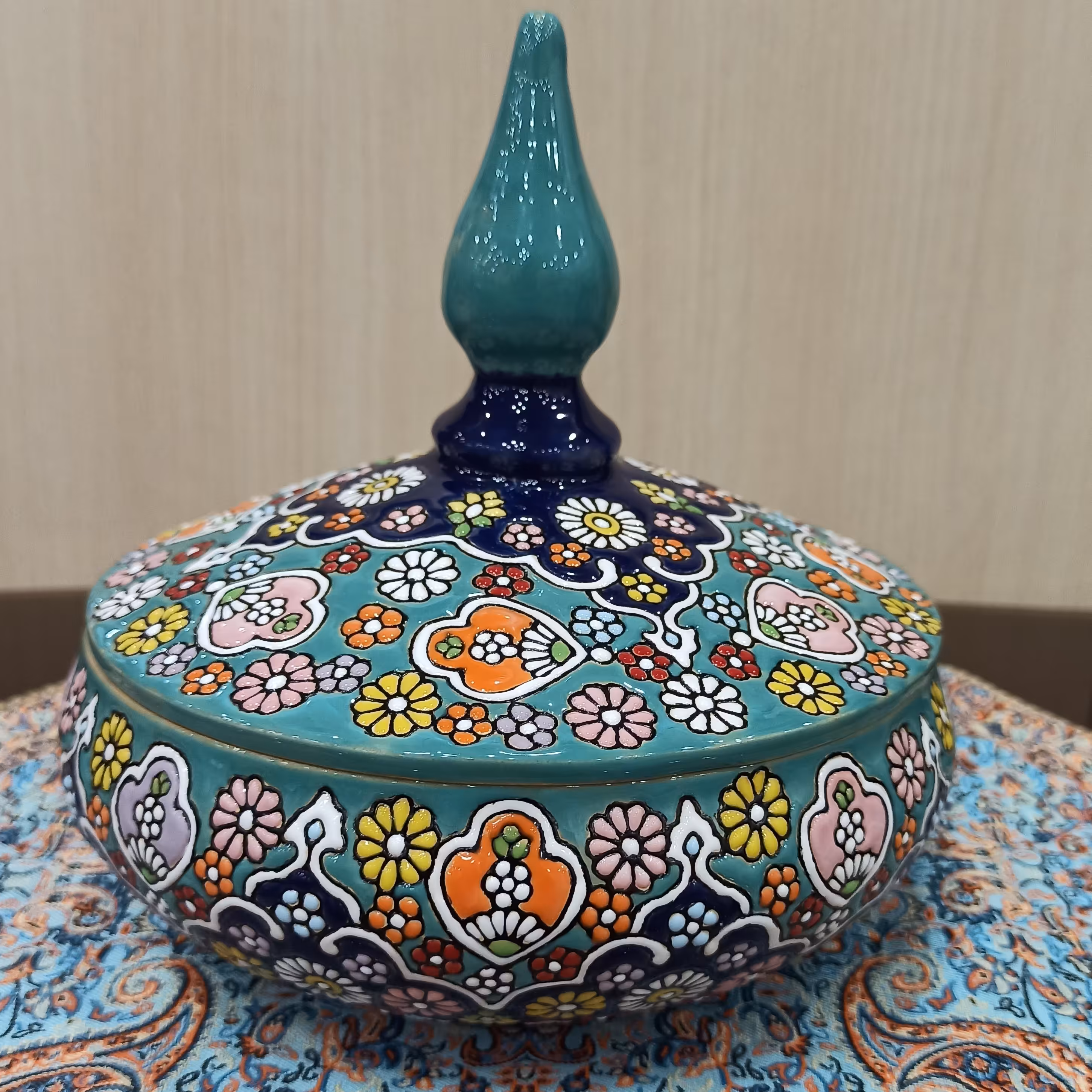 شکلات خوری بدون پایه سفالی میناکاری تماما کار دست