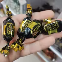 شکلات تلخ لوئیز محصول شرکت شونیز شکلات کاکائویی لوئیز