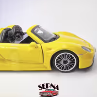 ماکت فلزی پورشه 918 اسپایدر porsche 918 spyder،برند بوراگو، مقیاس 1/24