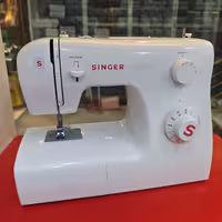 چرخ خیاطی سینجر 520sn