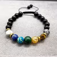 دستبند سنگ اصل 7 چاک را  با سنگهای اصل و معدنی