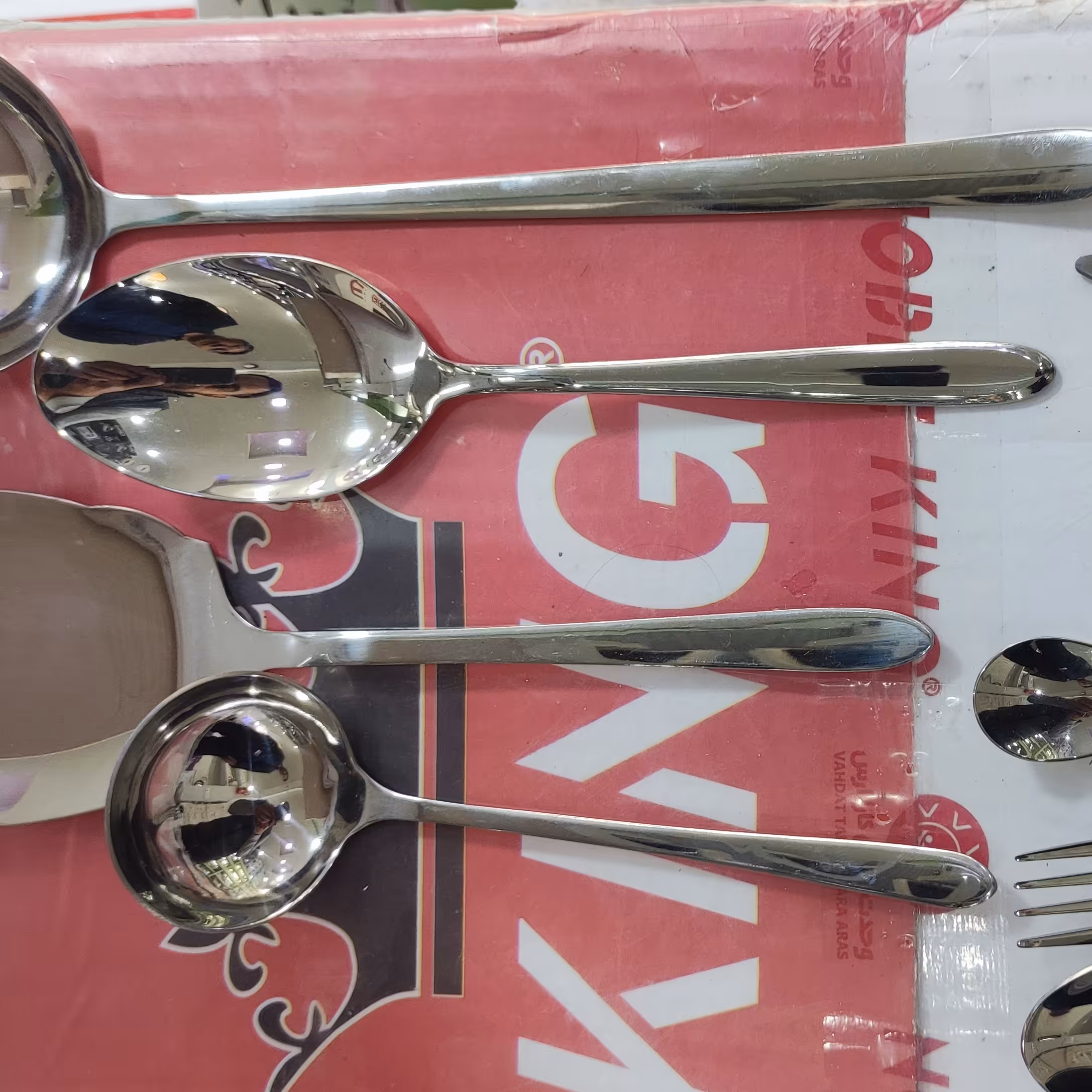 کفگیر و ملاقه کوچک مدل دونا آهنربانگیر