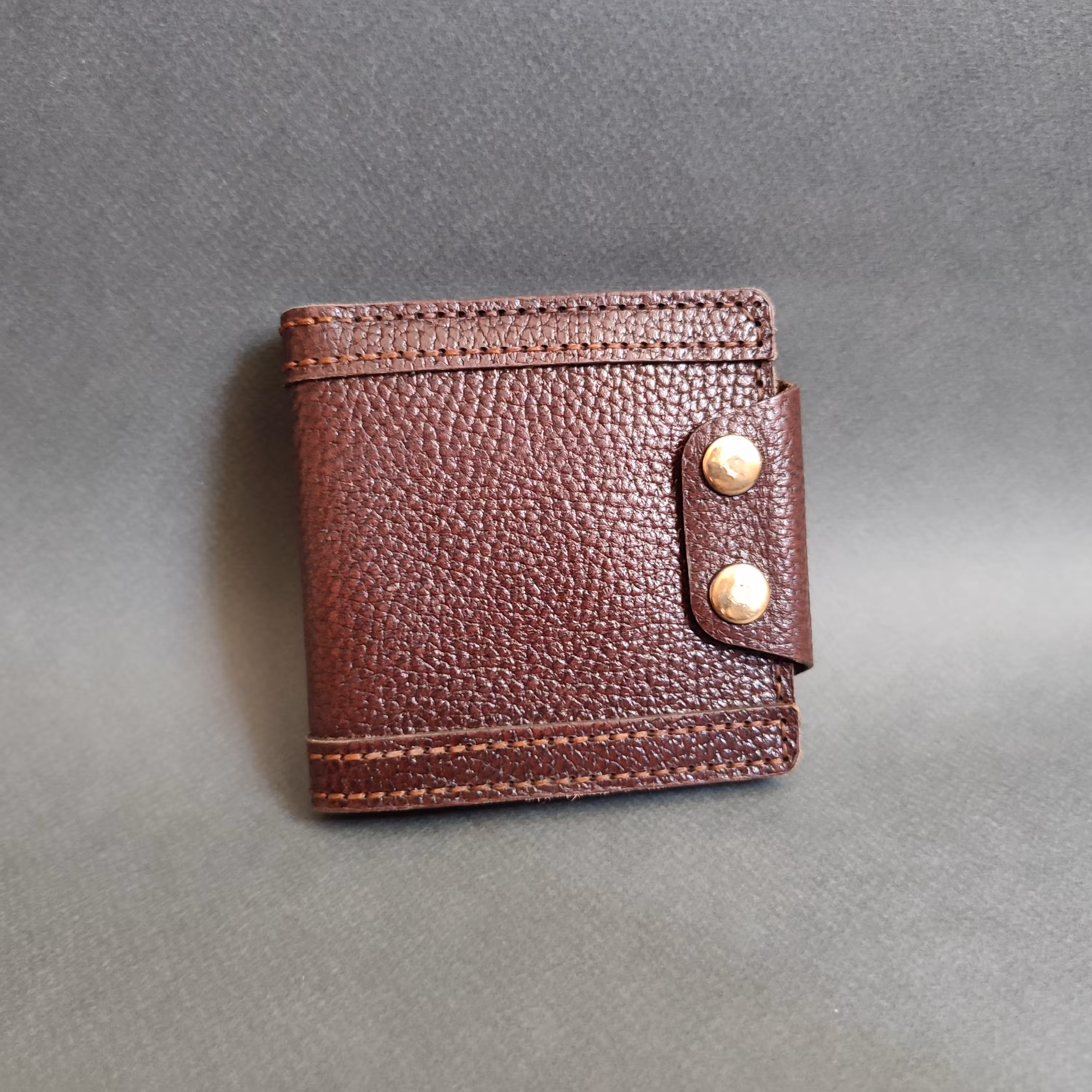 کیف پول تاشو اسپورت چرم گاوی 