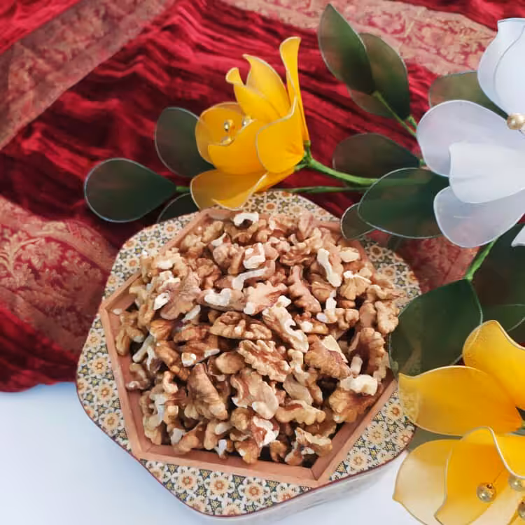 مغز گردوی ایرانی ترد و خوشمزه امسالی با کیفیت عالی 100 گرمی