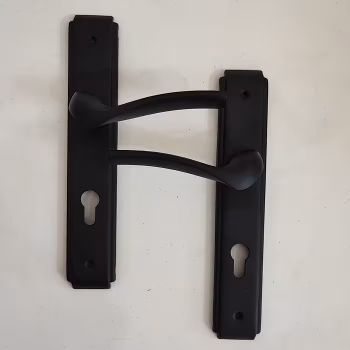 دستگیره درب چوبی 1108 مشکی سویچی مخصوص درب ورودی