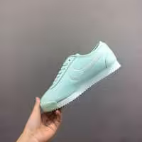 کفش کتانی رانینگ نایک کورتز سبز پسته ای Nike Cortez 72