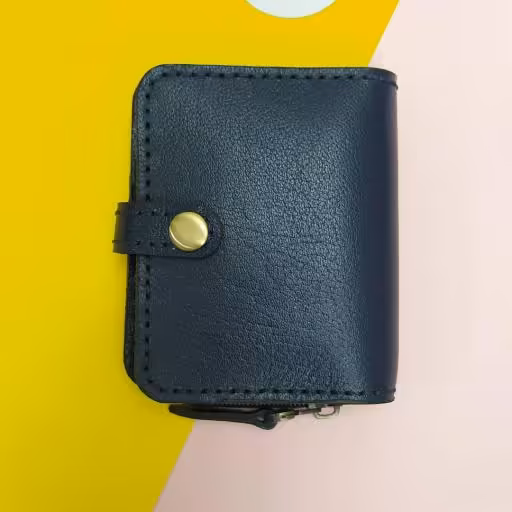 کیف پول نقلی اما کاملا جادار