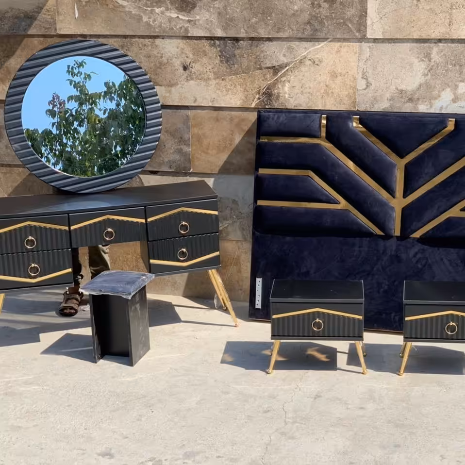 تخت خواب دو نفره با قیمتی مناسب