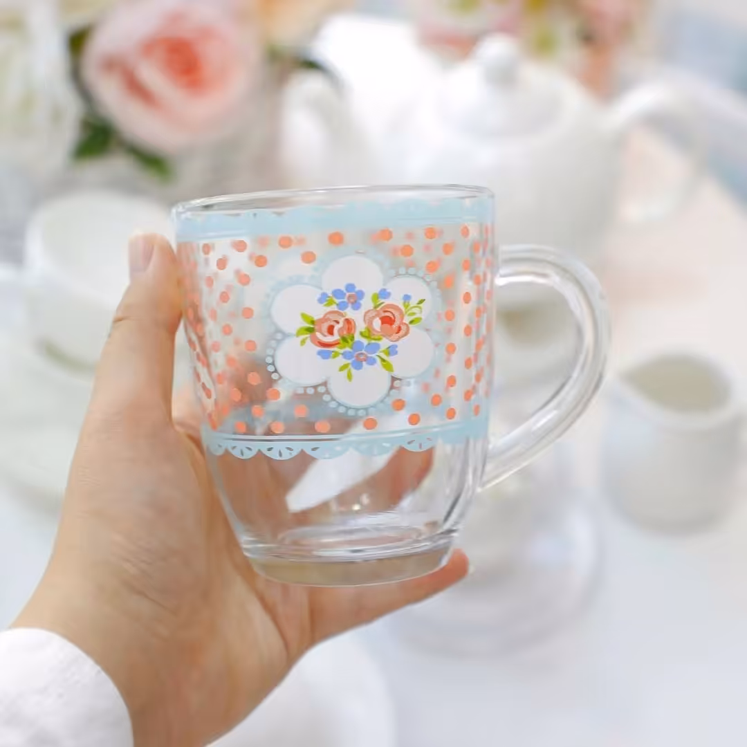 لیوان شیشه ای