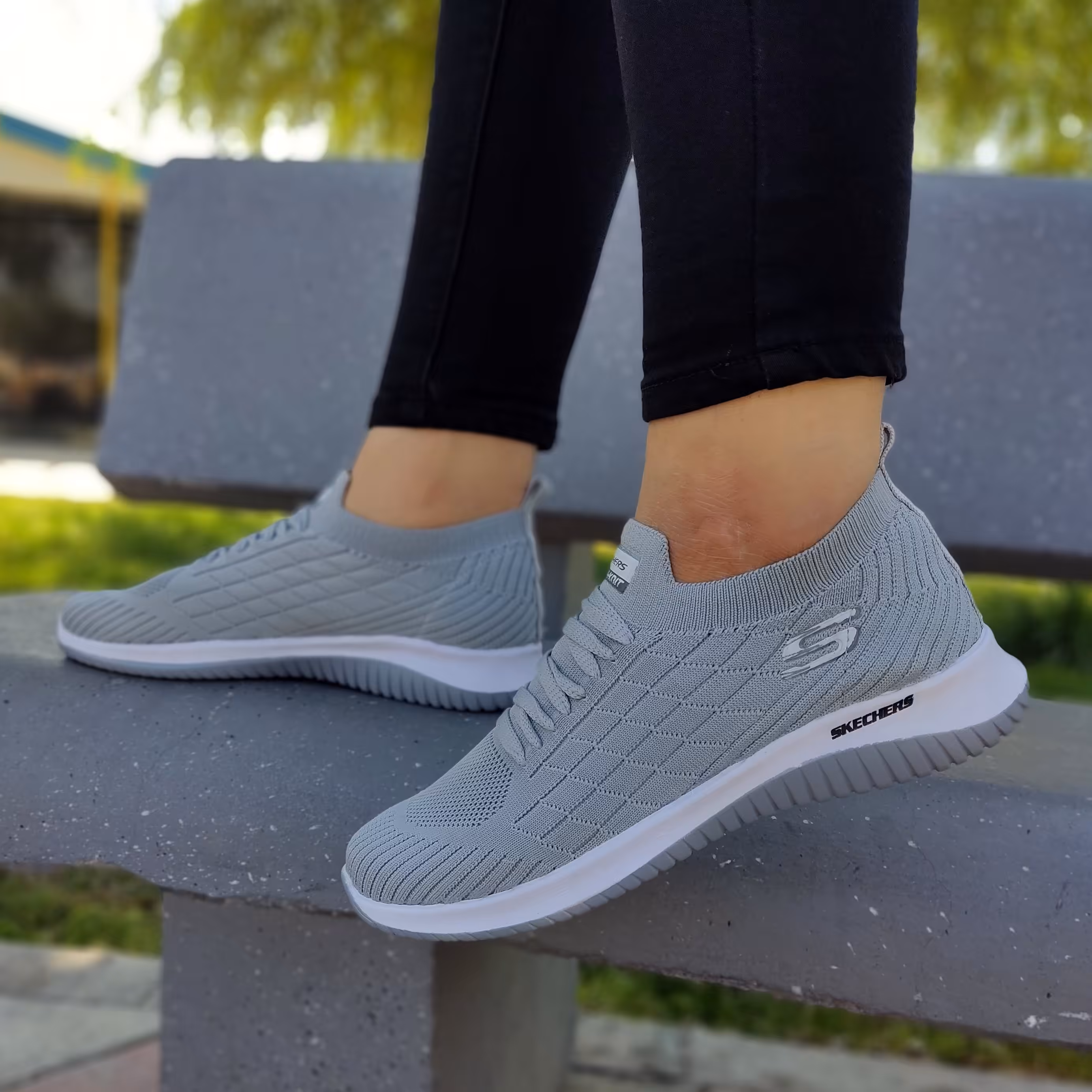 کتونی پیاده روی اسکیجرز