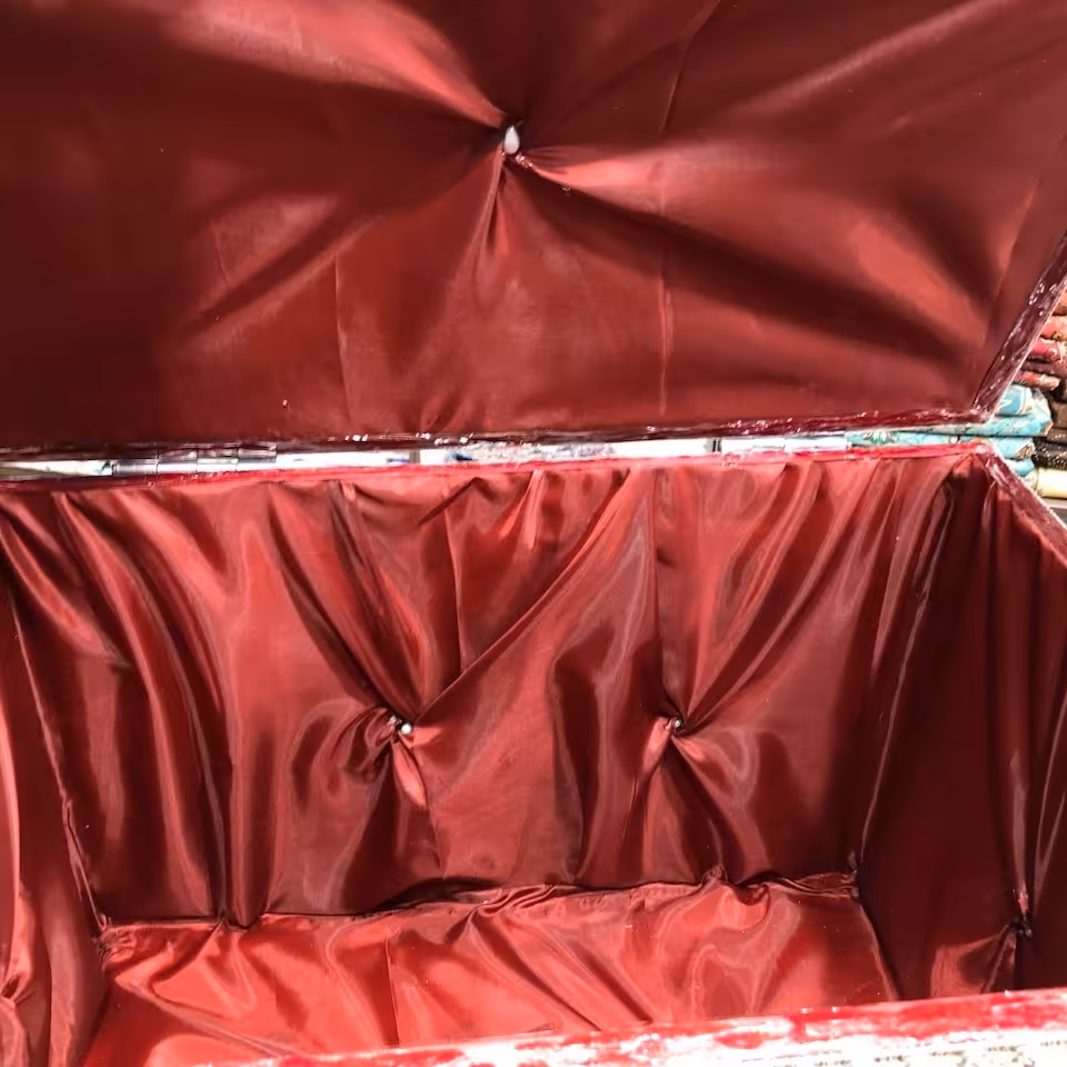 صندوقچه چوب و پته قرمز دوخت رفسنجان چهل در پنجاه 