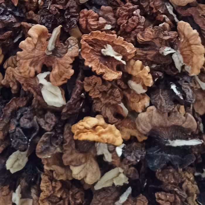 مغز گردوی خورشتی ایرانی و امساله درجه 3(1کیلو گرم)