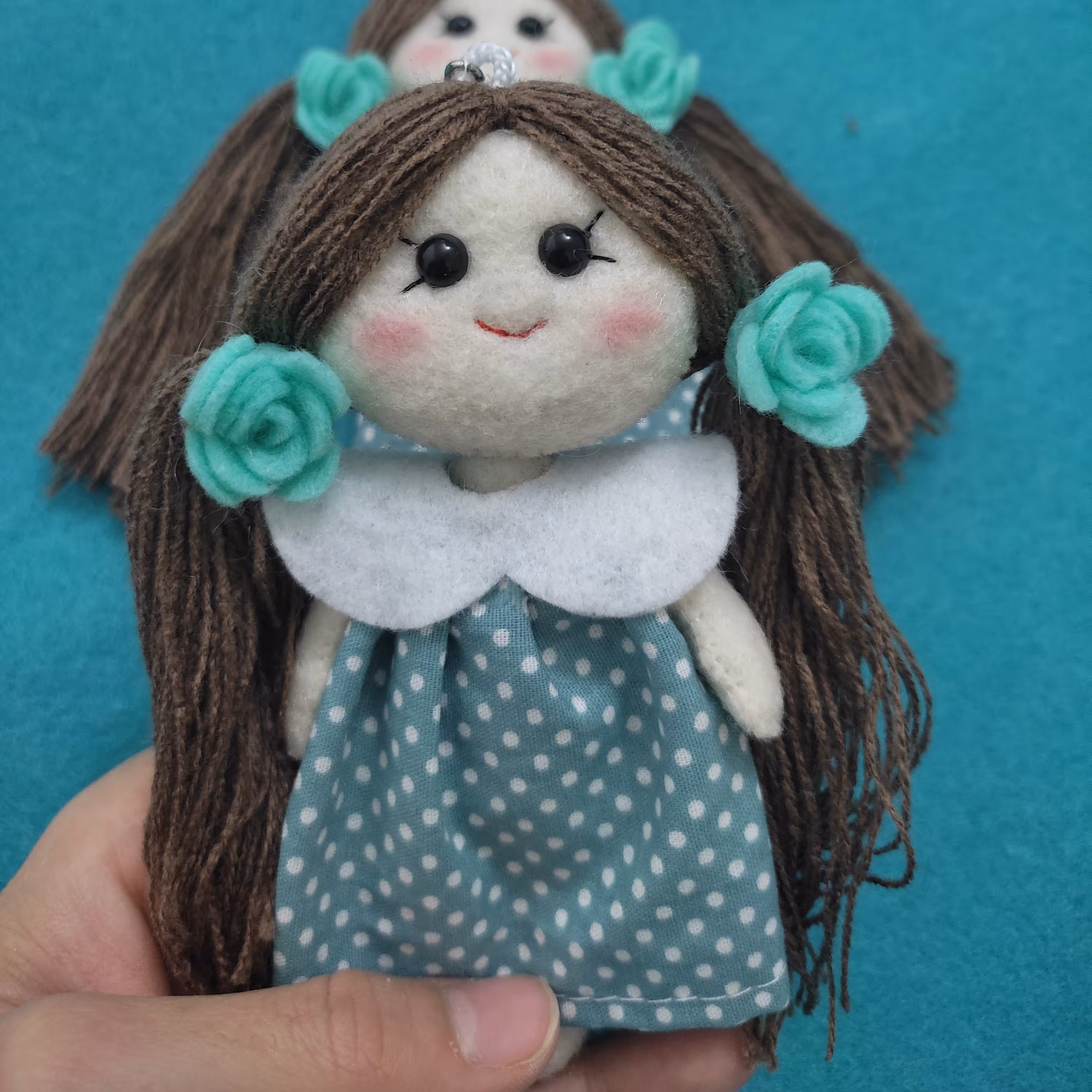 عروسک دختر مو کاموایی نمدی