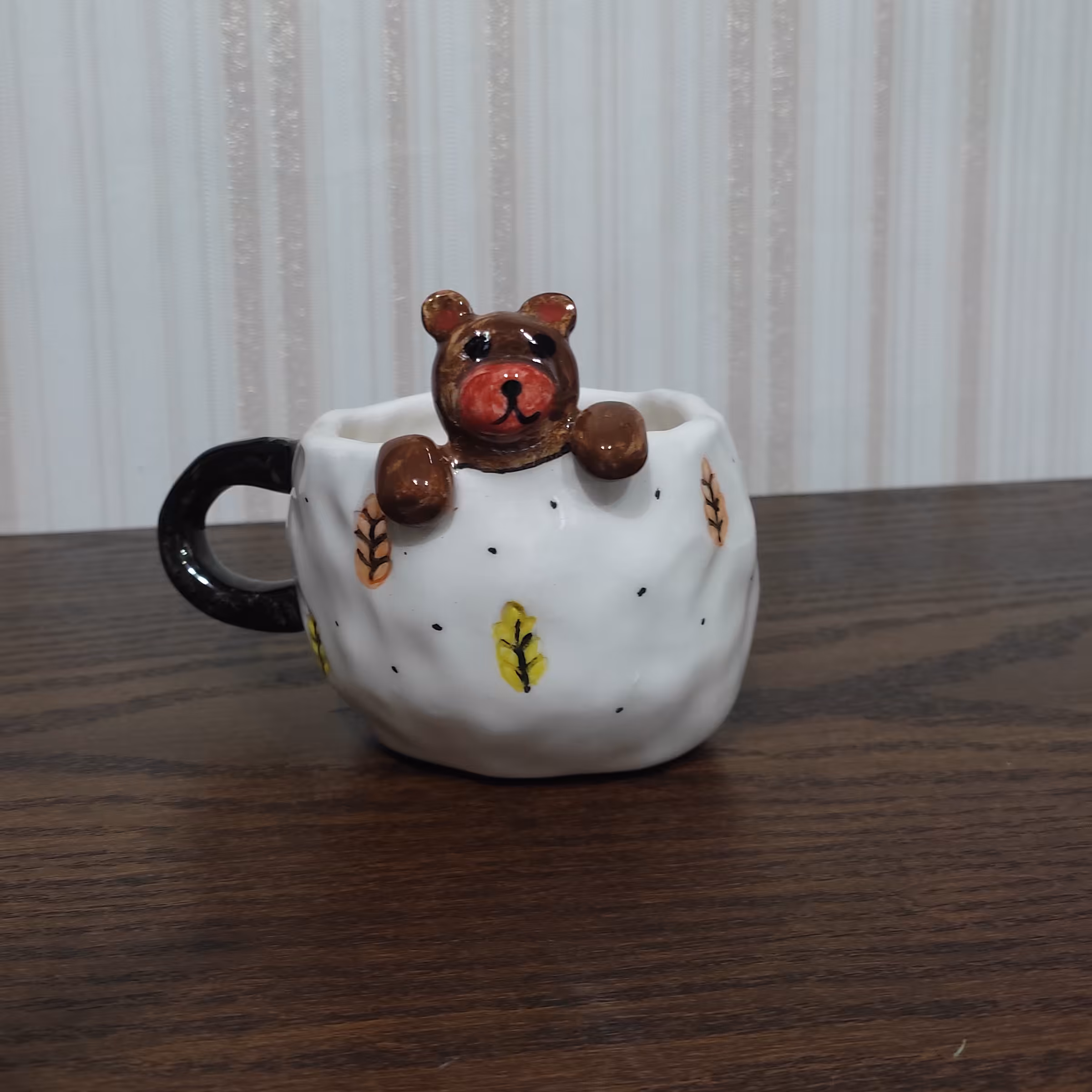 ماگ خرسی برجسته دفرمه