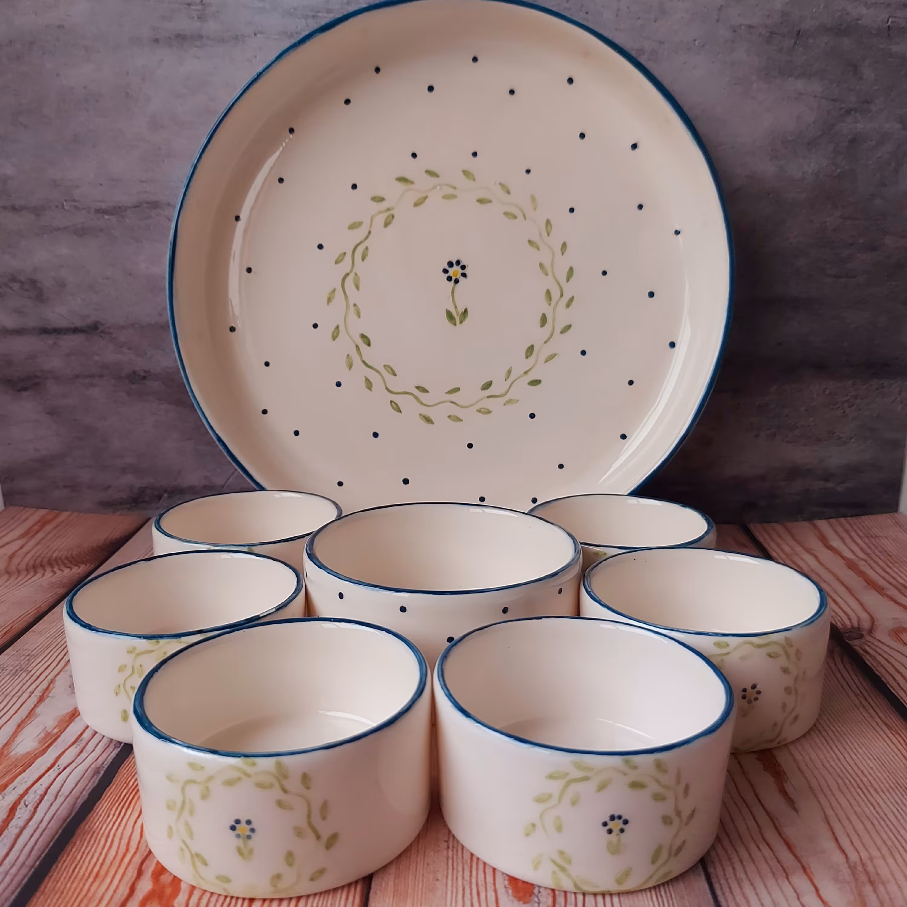 ست هفت  سین و مزه خوری 8 تکه  سرامیکی  طرح گل بنفشه 