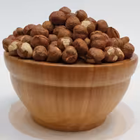 مغز فندق ایرانی خام تازه و درجه یک وزن 200 گرم