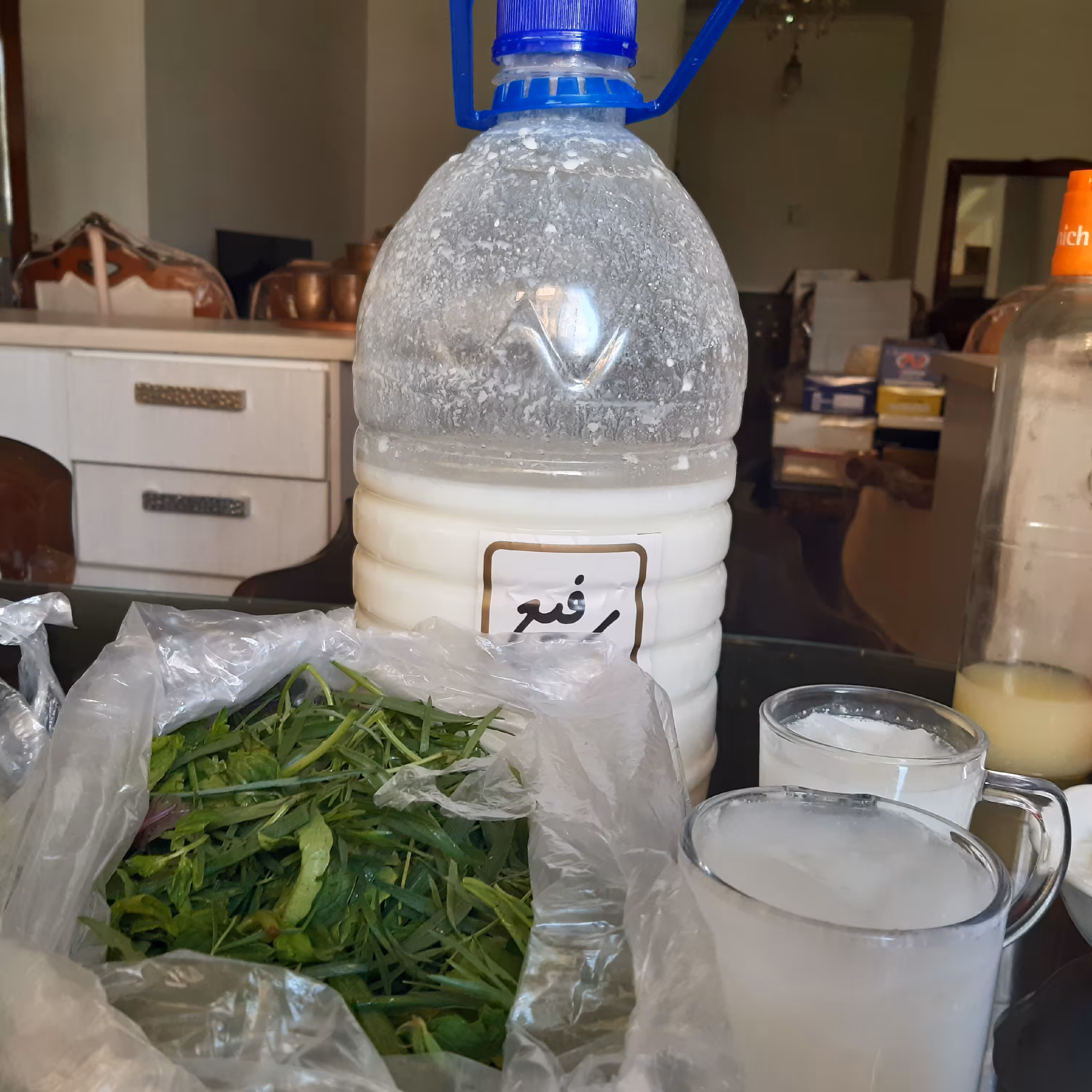 دوغ محلی و خوشمزه رفیع طبیعی و مقوی بدون مواد نگهدارنده