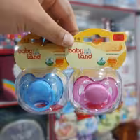 پستونک نوزاد