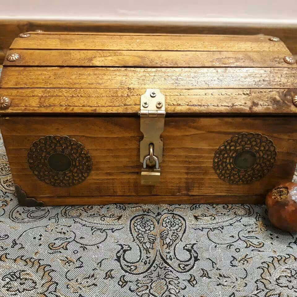 صندوقچه چوبی کوچک دستساز دکوراتیو- یخدان چوبی کوچک دستساز