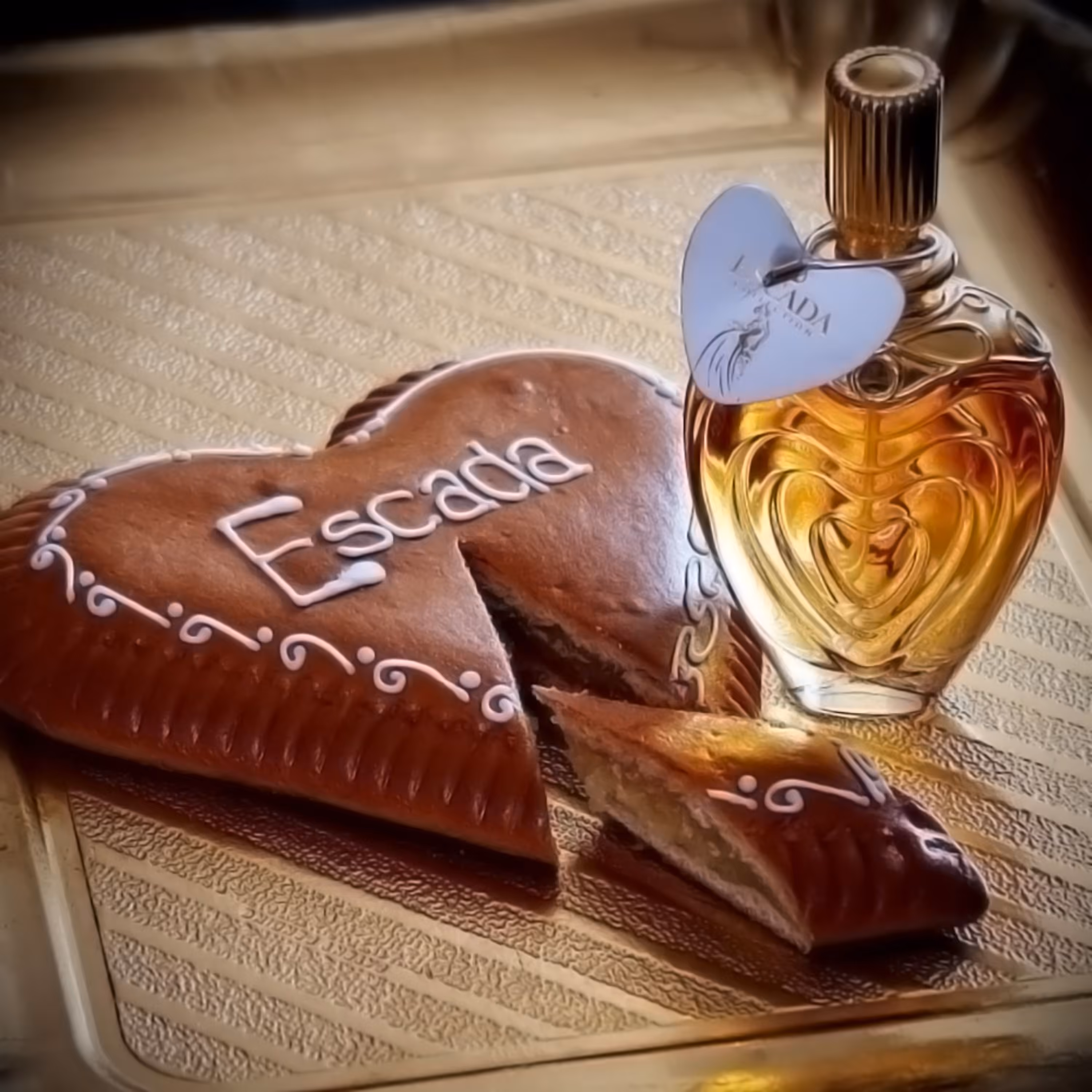 عطر کالکشن با حجم 10 میل - Escada Collection