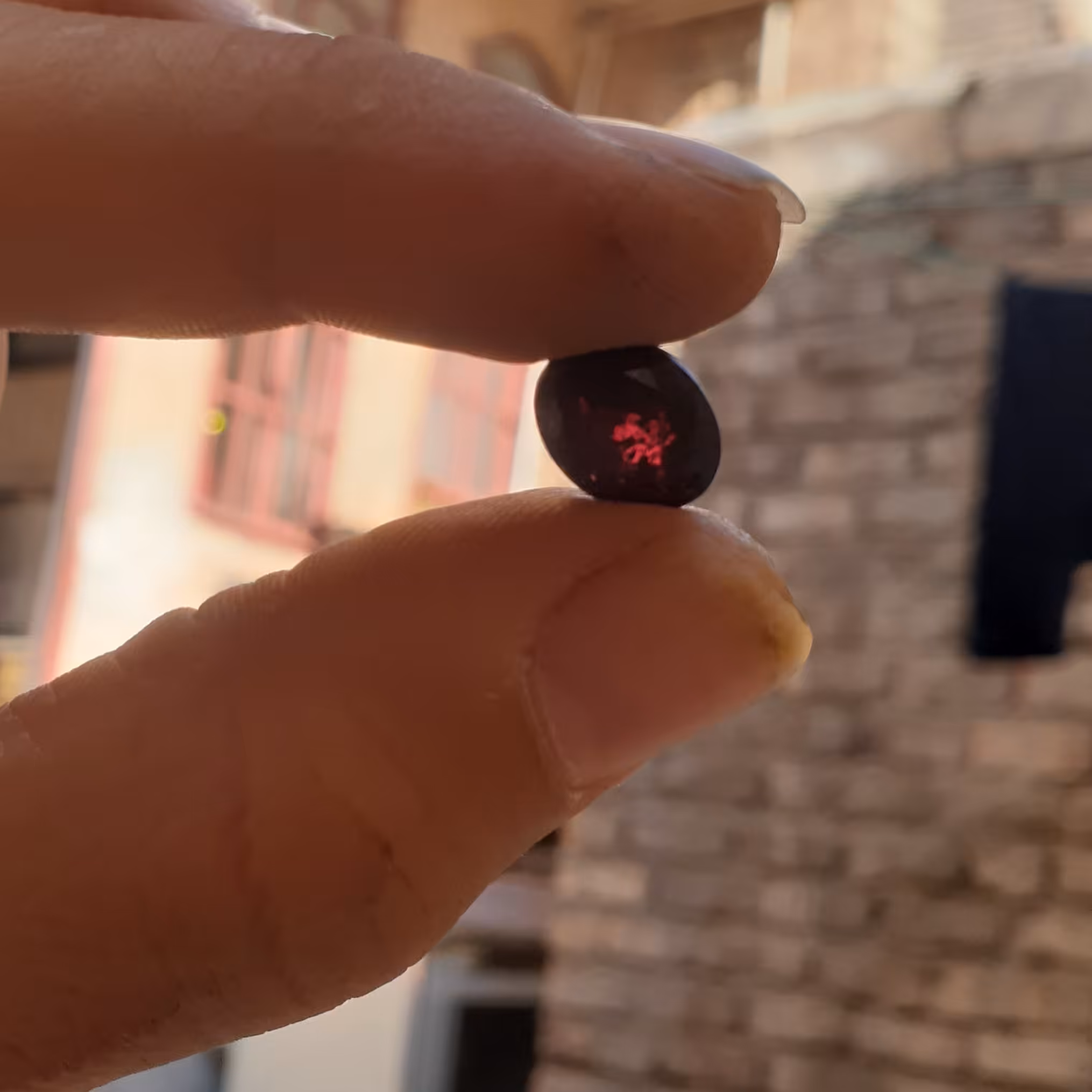 گارنت سرخ خون کبوتری6/5قیراط 