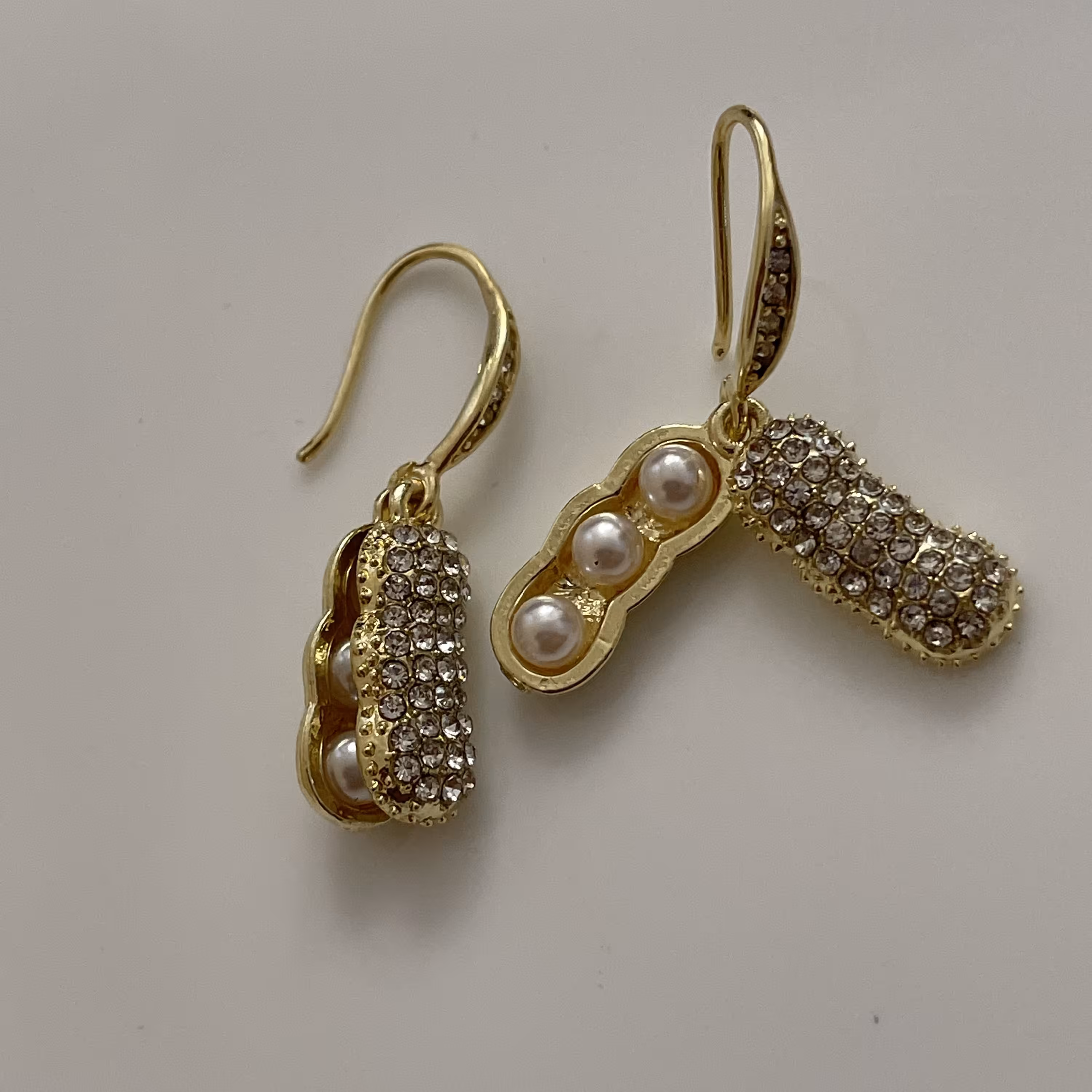 گوشواره طرح بادام زمینی