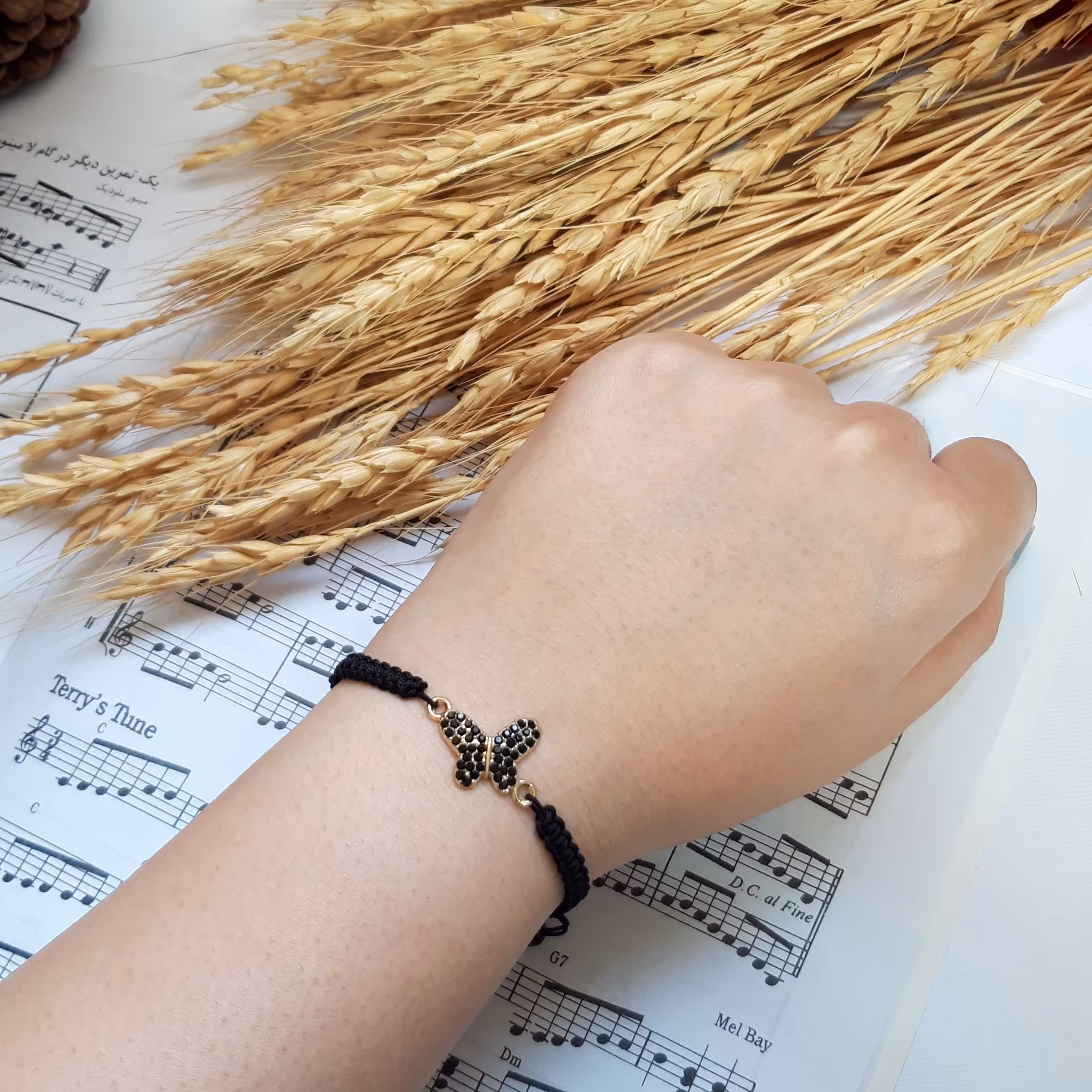 دستبند پروانه