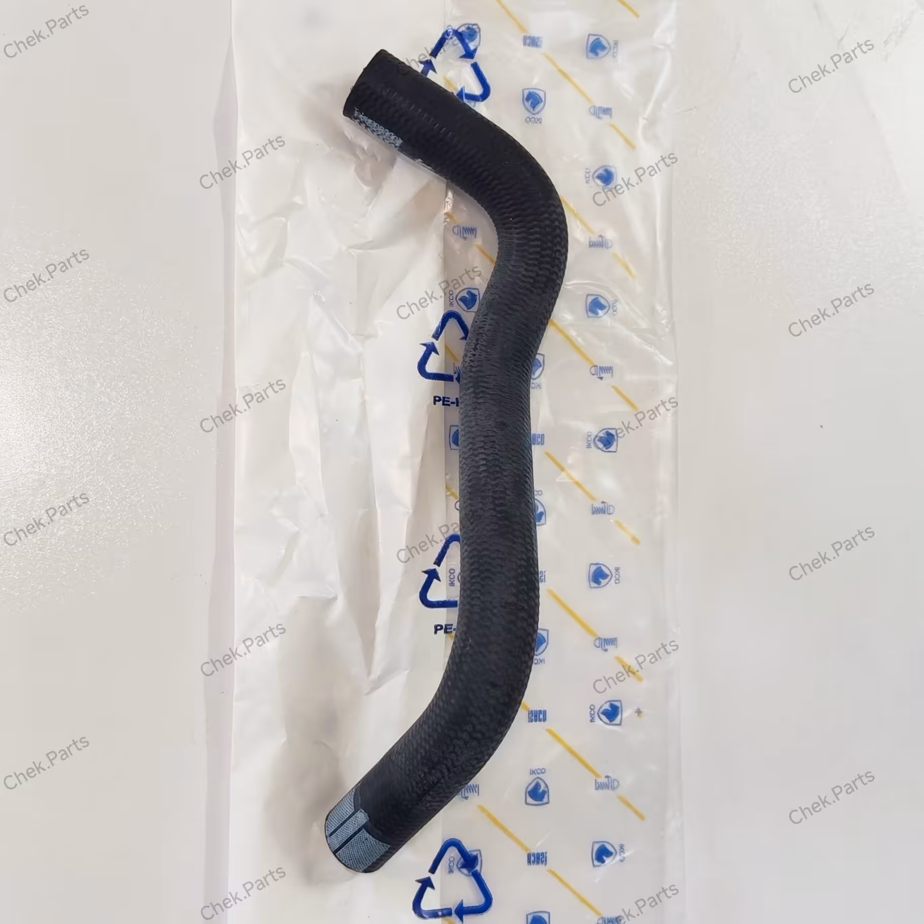شیلنگ زیر منبع انبساط به سه راهی پشت موتور 206 و 207 ایساکو