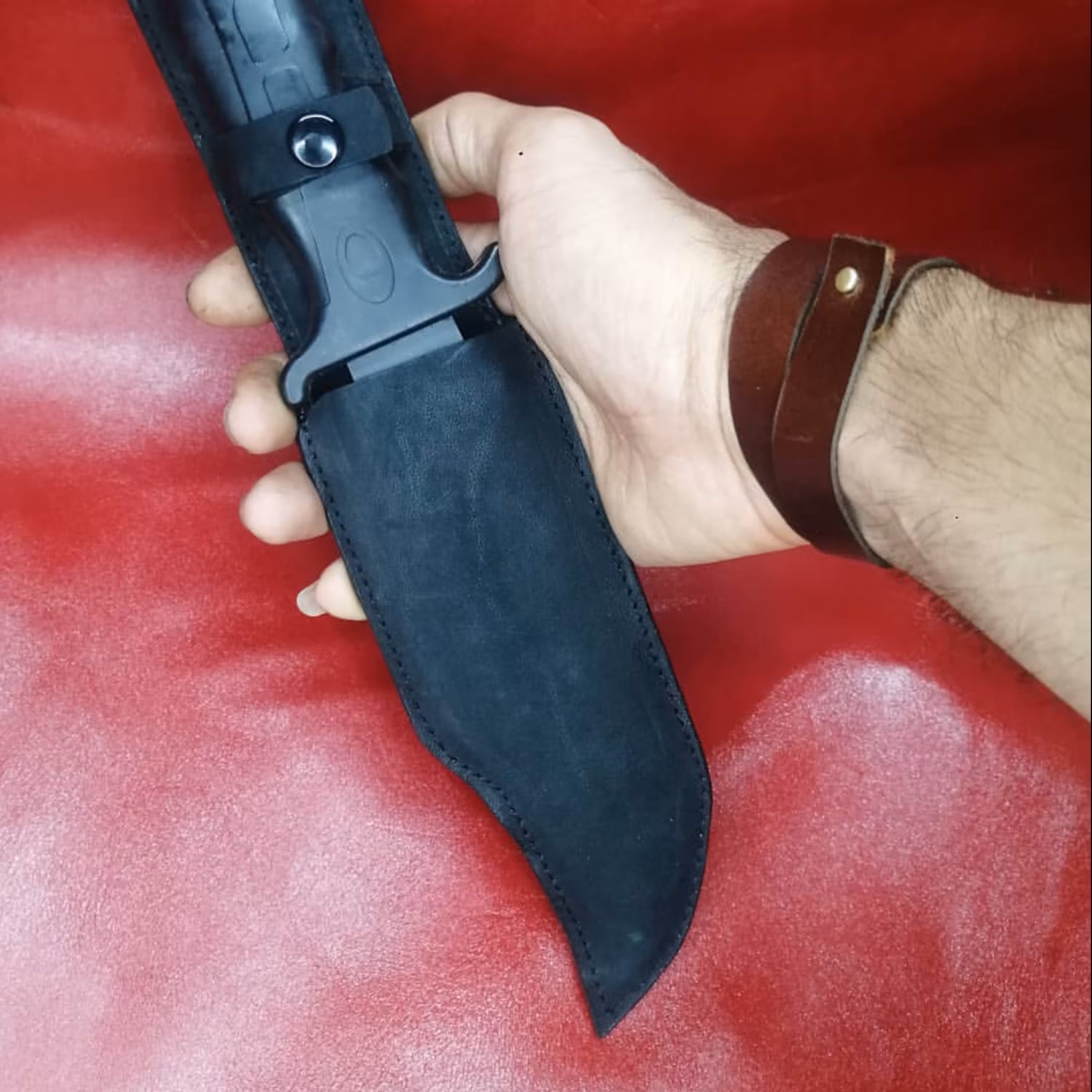 غلاف چاقو چرم طبیعی  ساخته شده با چرم شتری و بوفالو 