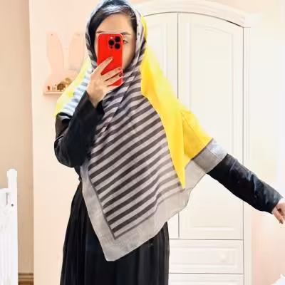 روسری طوسی زرد دور دوخت
