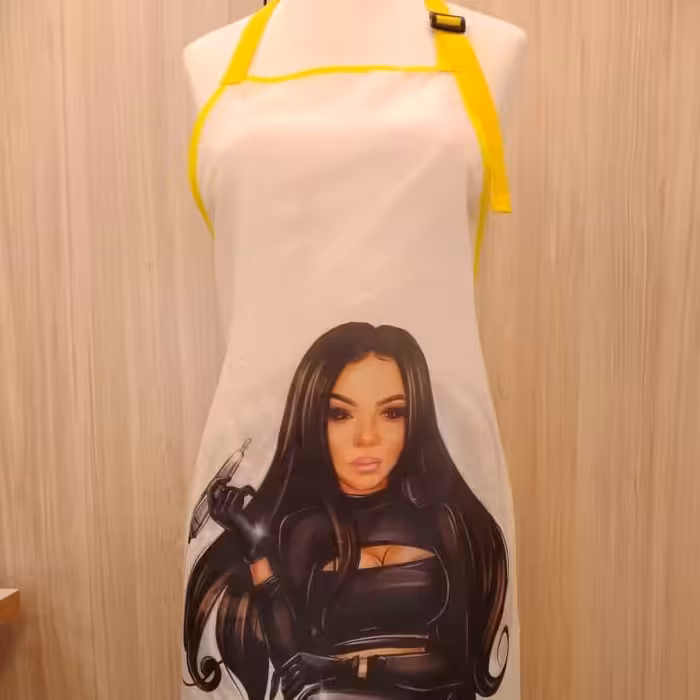 پیش بند عروسکی ناخن کار 