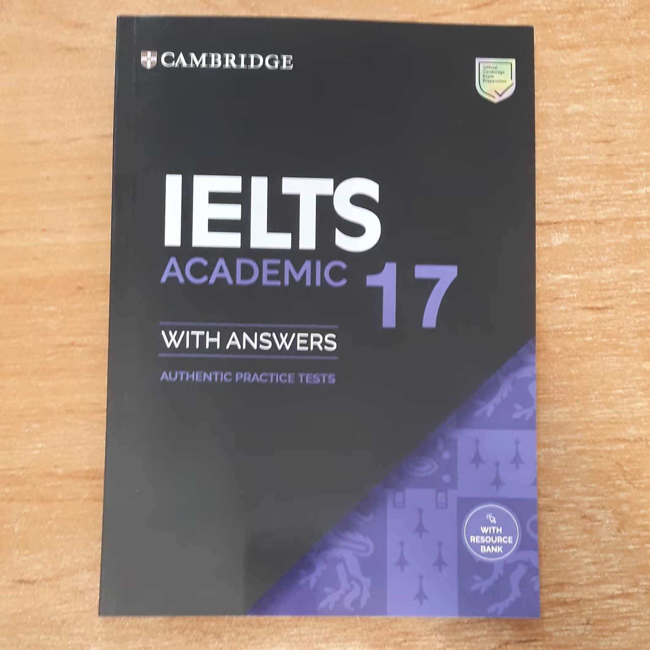 کتاب کمبریج آیلتس IELTS Cambridge 17 Academic
