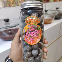 شیشه دراژه با مغز حاج بادومی لیو