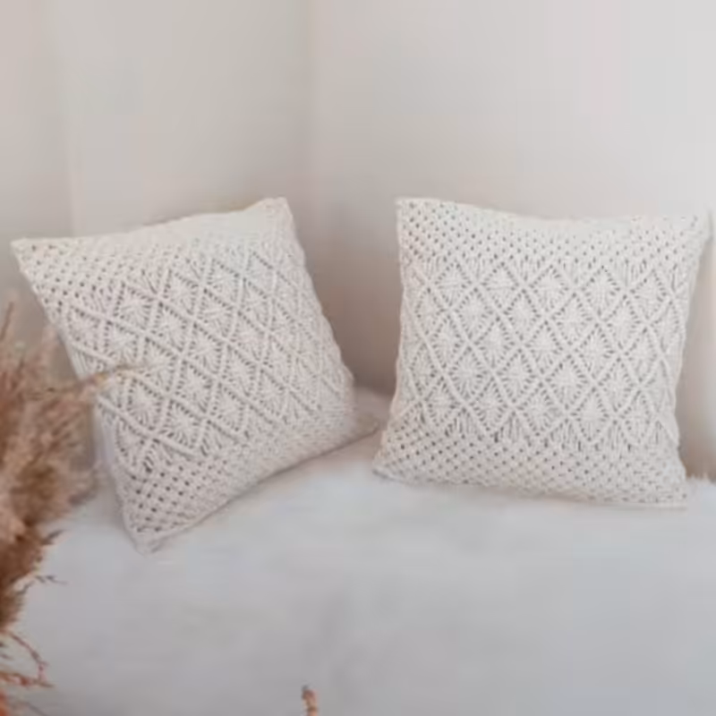 کوسن کامل مکرومه