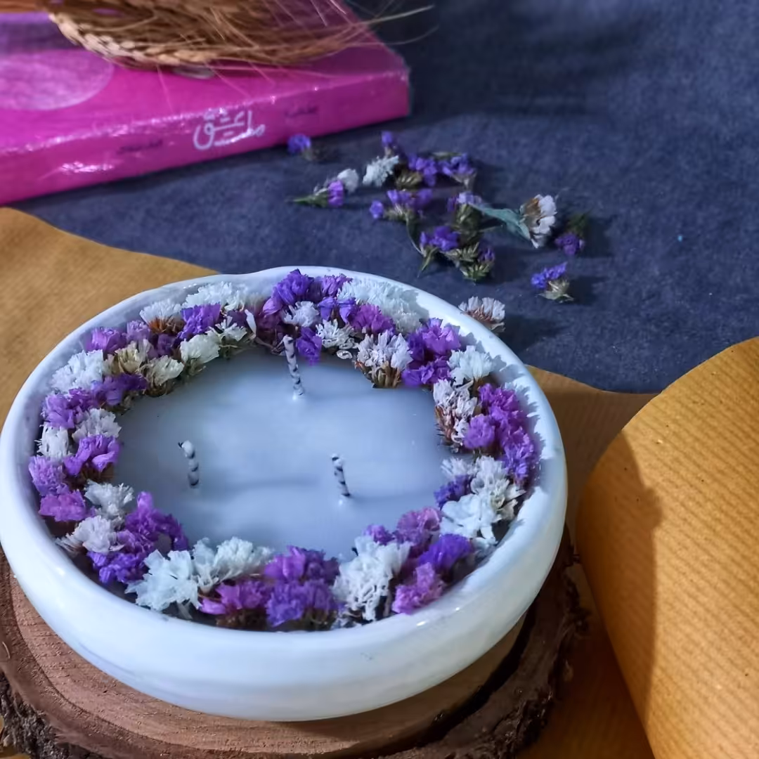 شمع دورچین گل خشک